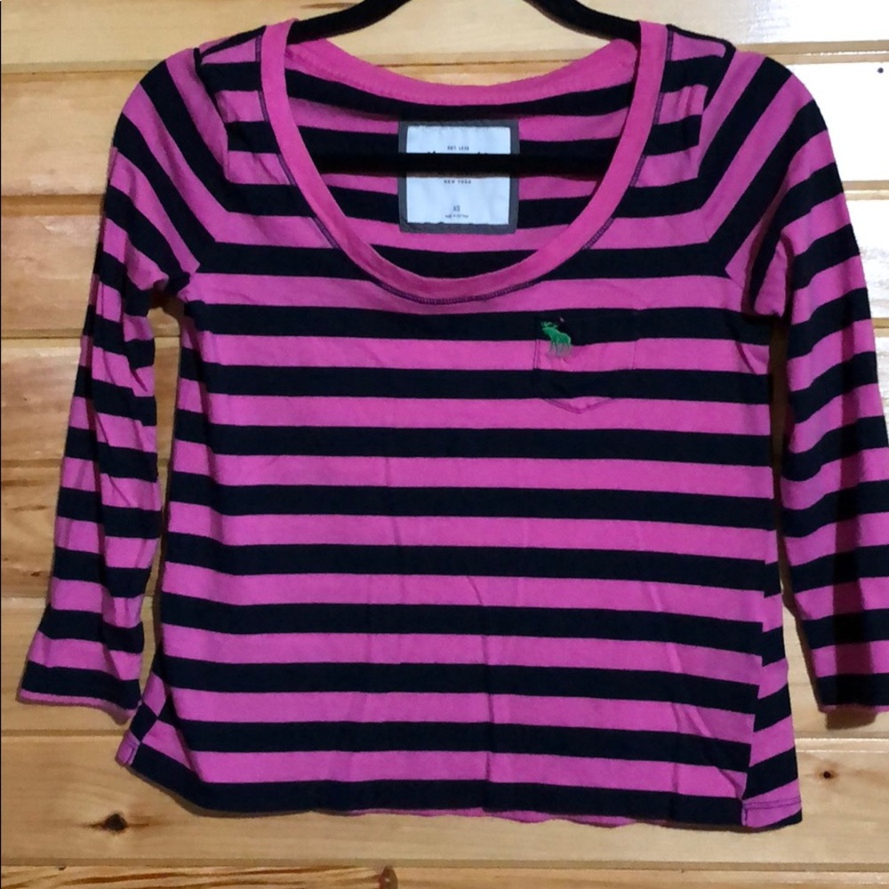 A & F tee